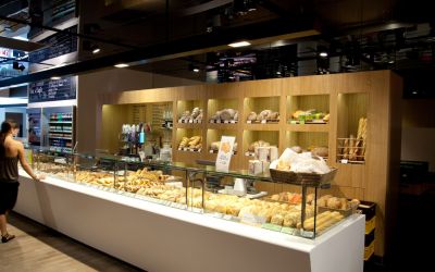 Ladenbau Baguette Tyrol 3