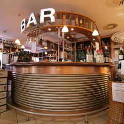 Tischlerei Hoertnagl Vinothek 10