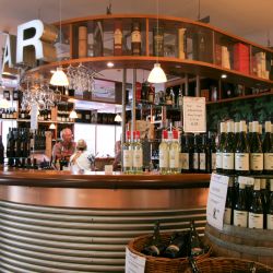 Tischlerei Hoertnagl Vinothek 13