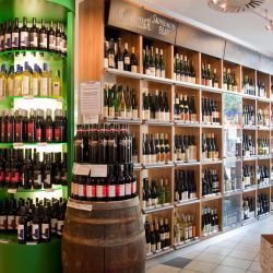 Tischlerei Hoertnagl Vinothek 4