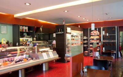 Tischlerei Ladenbau 8